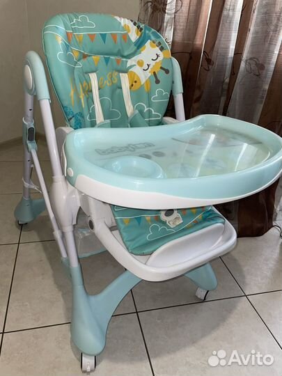 Детский стол для кормления