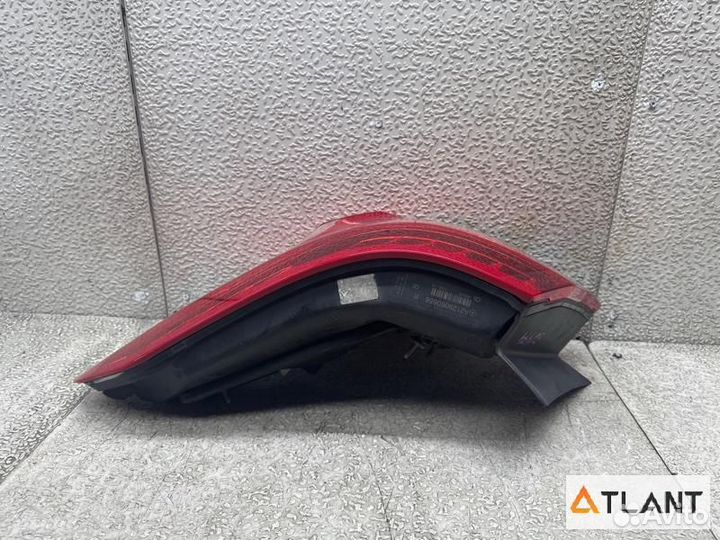 Стоп-сигнал задний правый mercedes-benz E-class