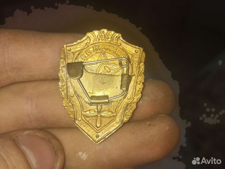 Значок нагрудный