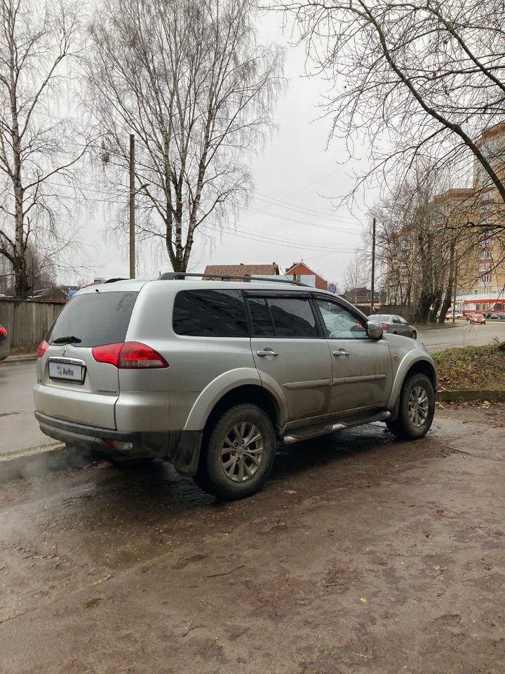 Mitsubishi Pajero Sport: фото владельца