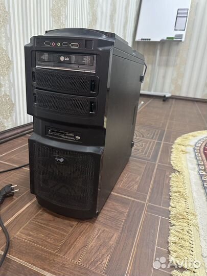 Компьютер системник