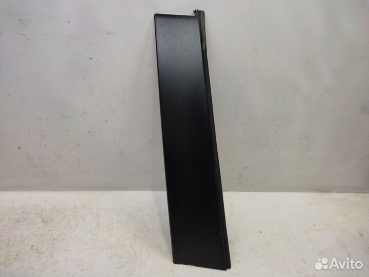 Молдинг двери задний правый Toyota Camry XV70