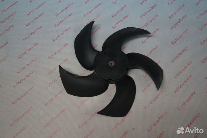 Nissan 21481-AV700 Крыльчатка вентилятора