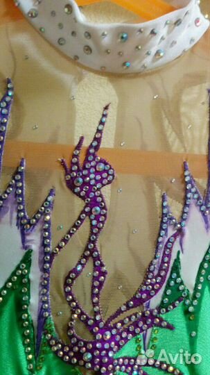 Гимнастический купальник для художественной гимнас