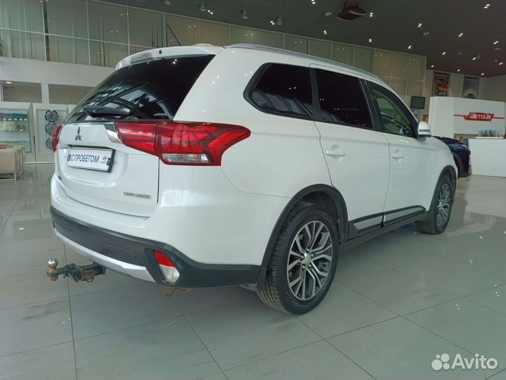 Mitsubishi Outlander 2.0 CVT, 2016, 115 179 км