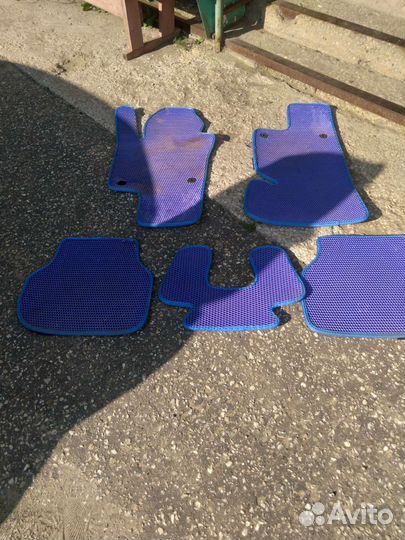 Коврики на автомобиль фольксваген джетта мало б/у