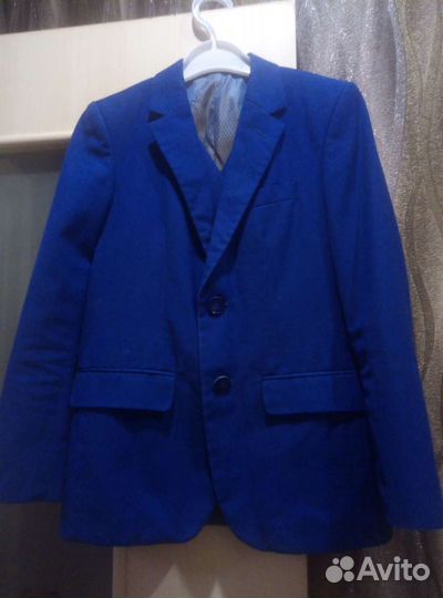 Школьный костюм