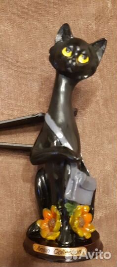 Кошка Ansin Collection