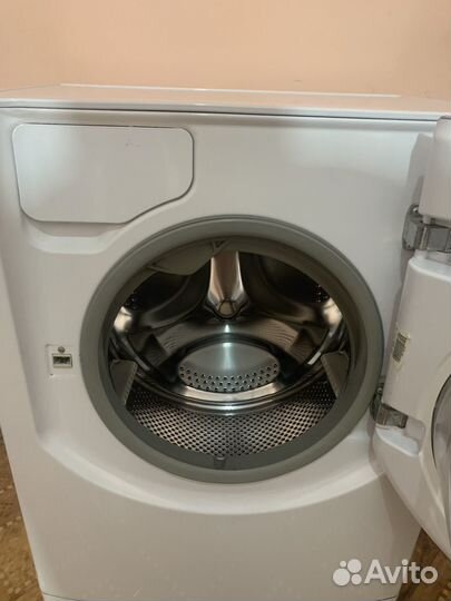 Стиральная машина аристон