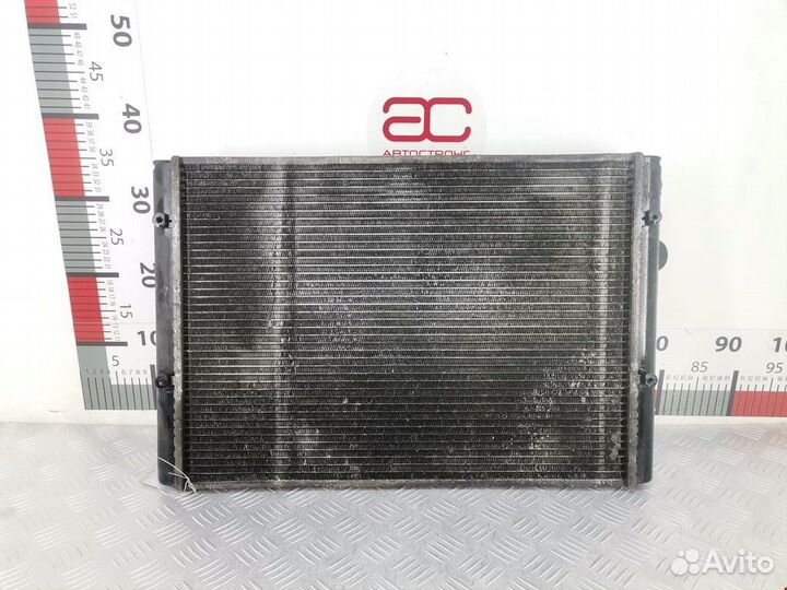 Радиатор (основной) Volkswagen Polo 3 2000