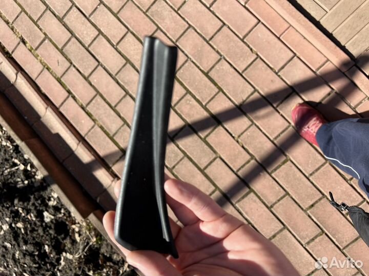 Заглушка крыла Nissan 66894BR00A