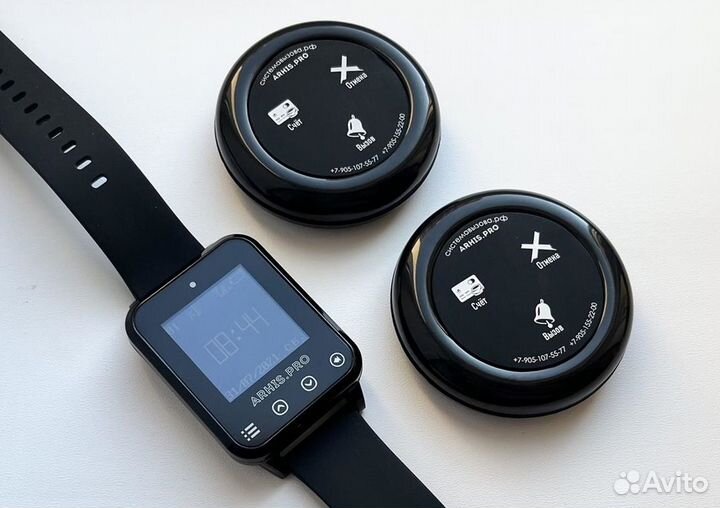 Влагозащищенная кнопка вызова официанта и часы