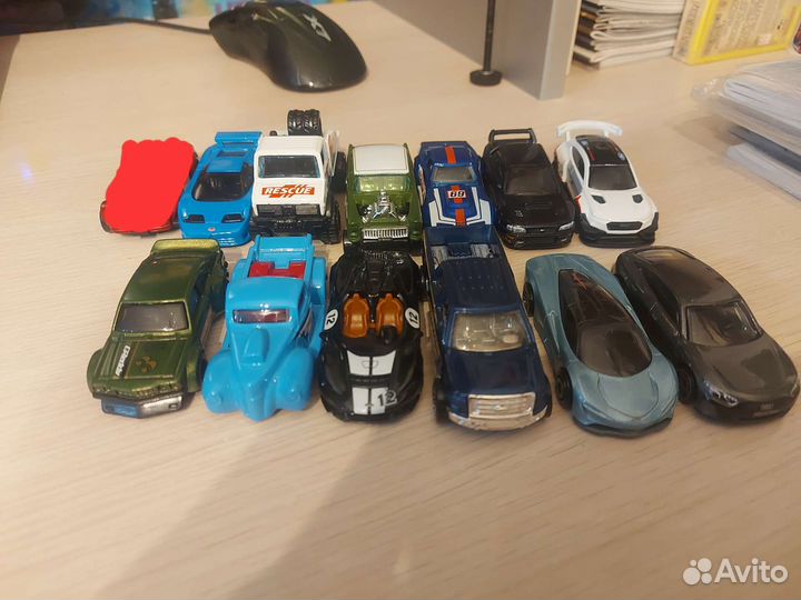 Hot wheels (Модель автомобиля 1 64)