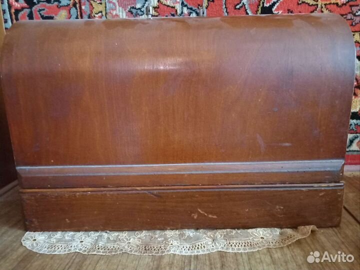 Швейная машина