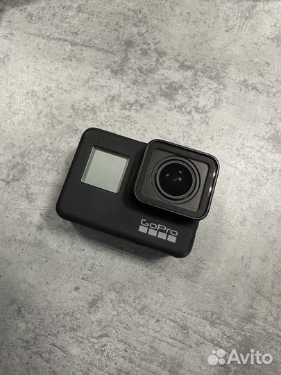GoPro Hero 7 black c крутым комплектом (как новое)