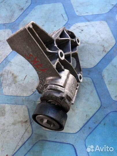 Кронштейн кондиционера 6Q0260885