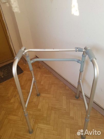 Ходунки для взрослых