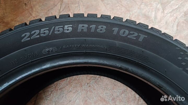 Kumho WinterCraft Ice Wi32 225/55 R18 102T