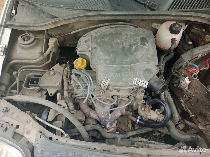 Запчасти renault clio 2000 год