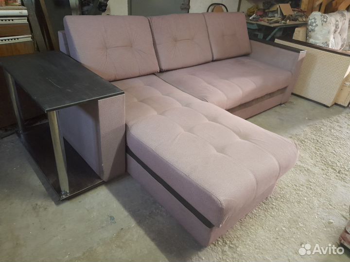 Диван, угол меняется, доставлю