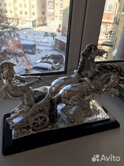 Статуэтка «Колесница» посеребряная