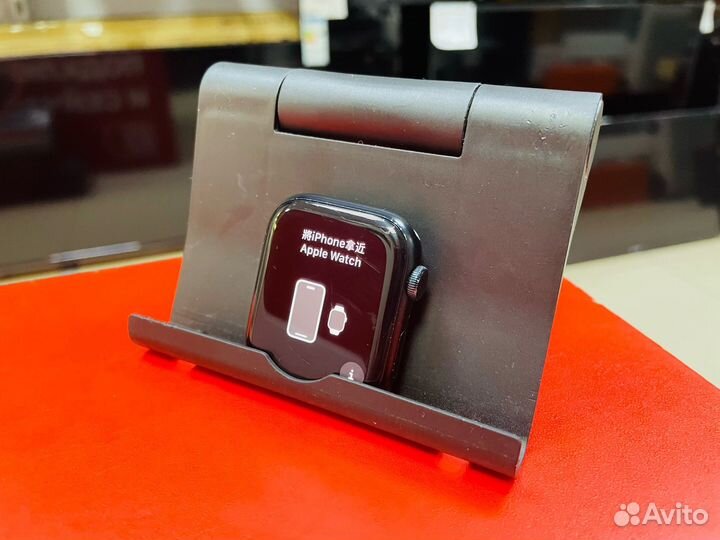 Отличные смарт-часы Apple Watch Series 8, 45мм