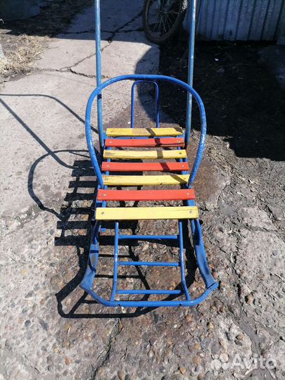 Двухсторонии санки