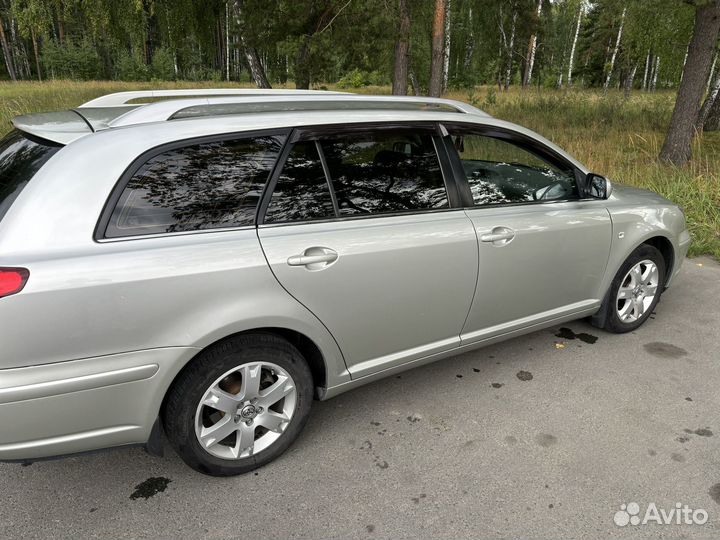 Toyota Avensis 1.8 МТ, 2004, 325 000 км