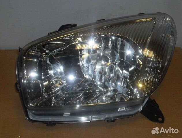 Фара левая передняя левая Toyota Rav4 ACA20