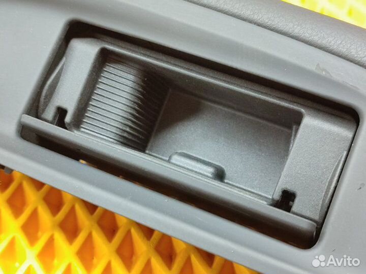 Ручка двери внутренняя задняя левая Audi A6 C7 2.8