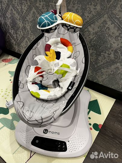 Детские электронные качели 4moms
