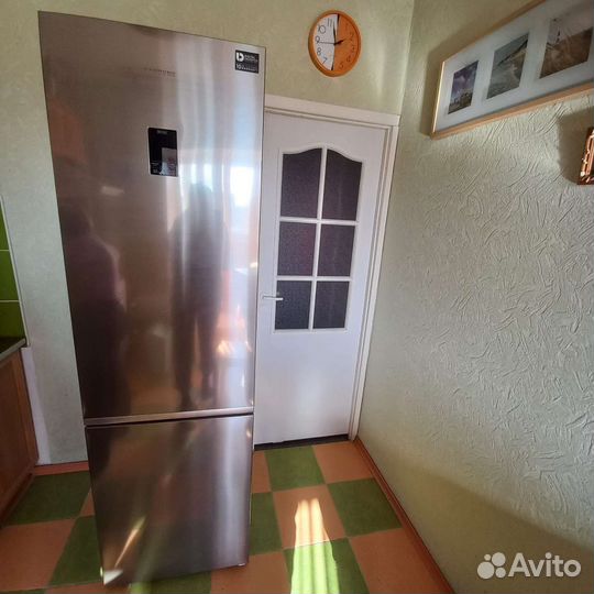 Холодильник samsung