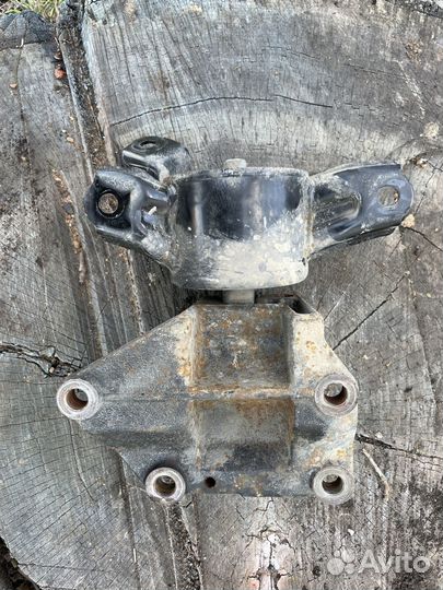 Подушка АКПП kia ceed 2