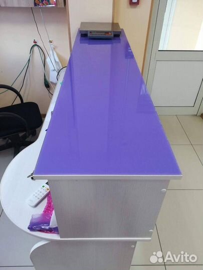 Стойка ресепшн