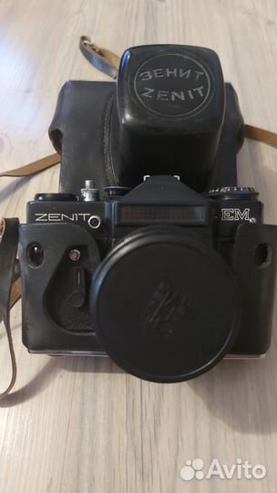 Зенит Зеркальный пленочный фотоаппарат