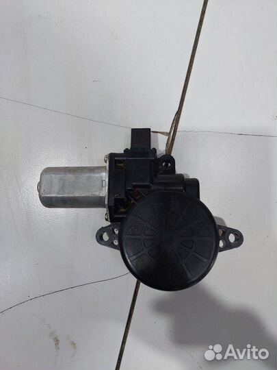 Моторчик стеклоподъемника задний левый