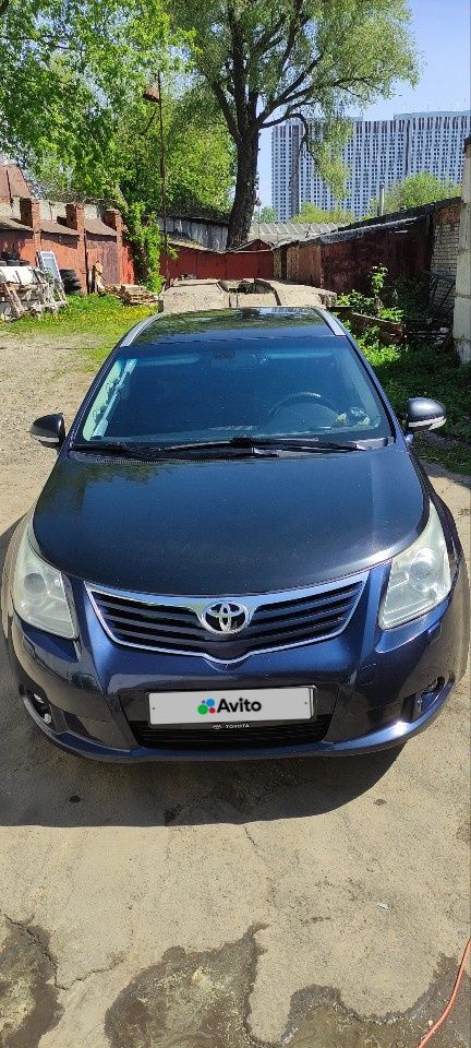 Toyota Avensis: фото владельца
