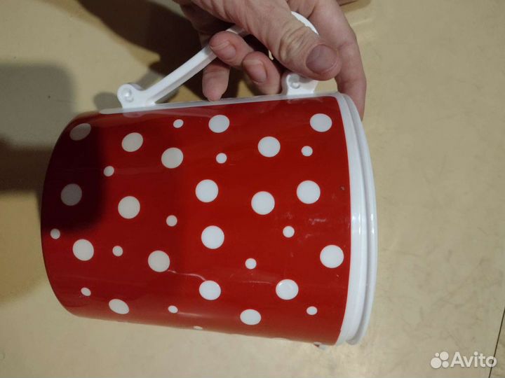 Пластиковая посуда