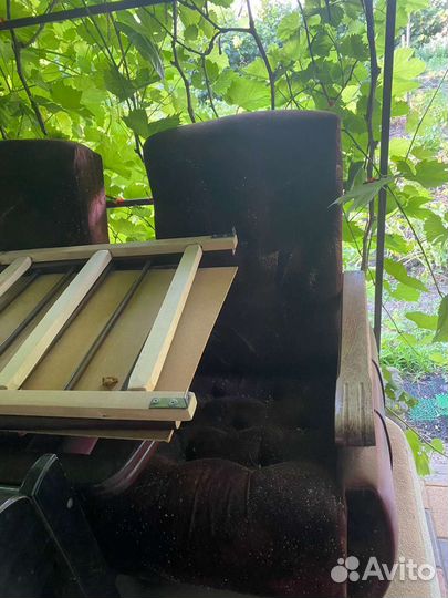 Диван и 2 кресла