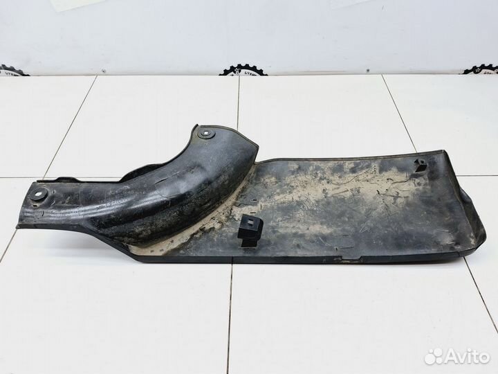 Накладка двери багажника Toyota RAV4 (XA30) 2005