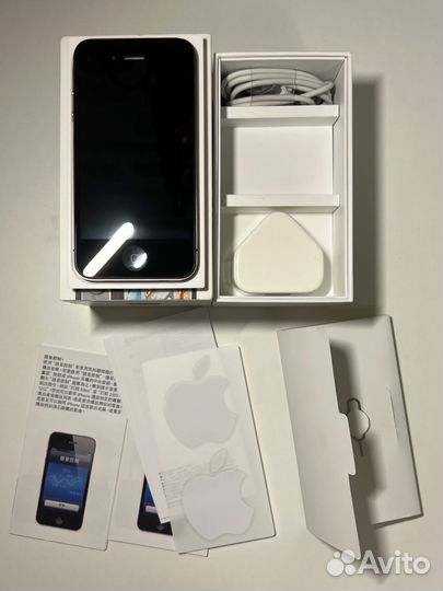 iPhone 4S, 16 ГБ