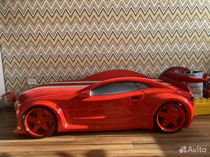 Кровать машина с подсветкой