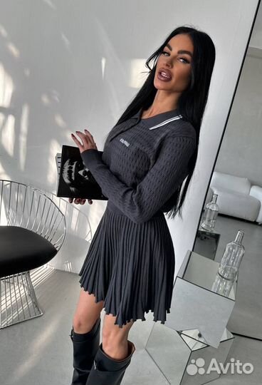 Костюм женский с юбкой miu miu