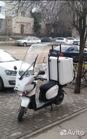 Yamaha Gear 50 4T с крышей