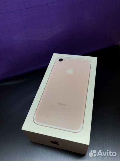 iPhone 7, 32 ГБ
