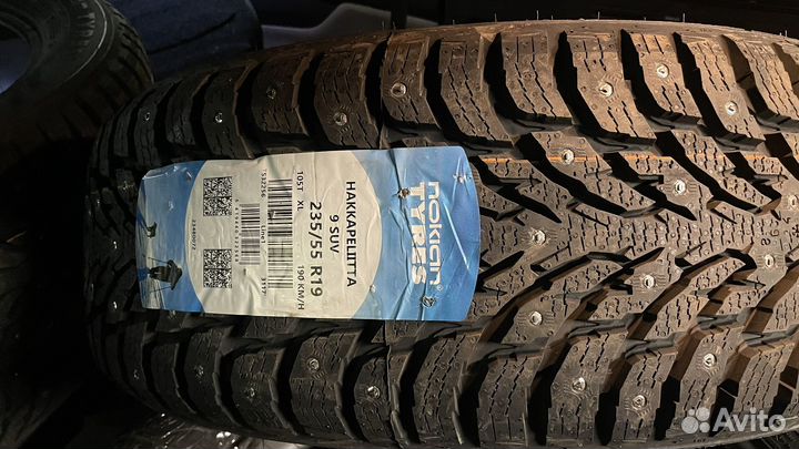 Nokian Tyres Hakkapeliitta 9 SUV 235/55 R19 105T