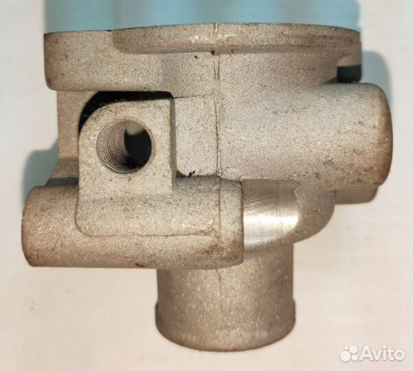 Корпус термостата змз 406,405Евро2, Евро3