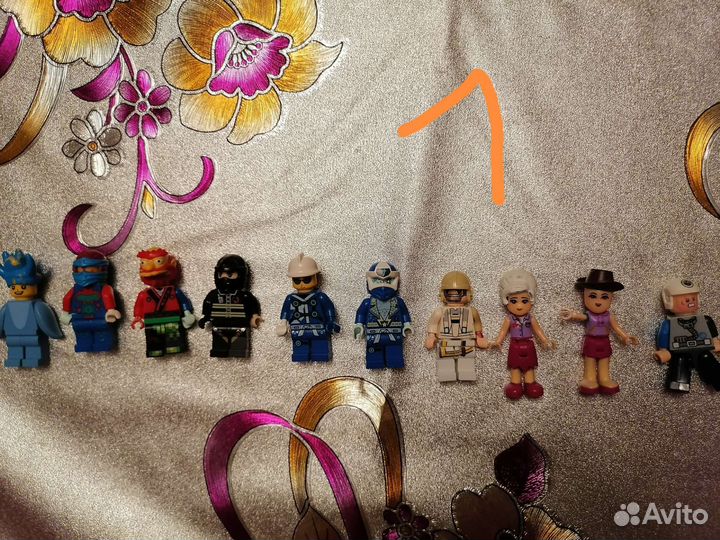 Lego минифигурки