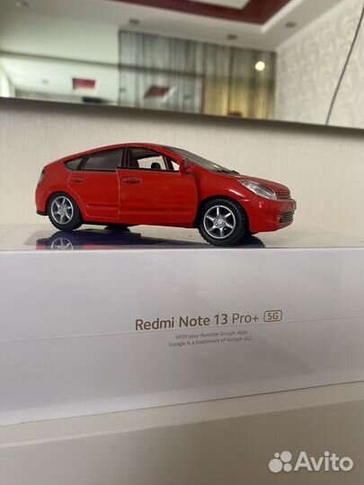 Xiaomi Redmi Note 13 Pro+, 8/256 ГБ