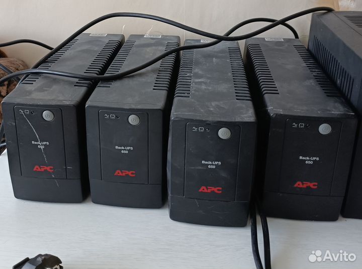 Ибп APC Back-UPS 500,650